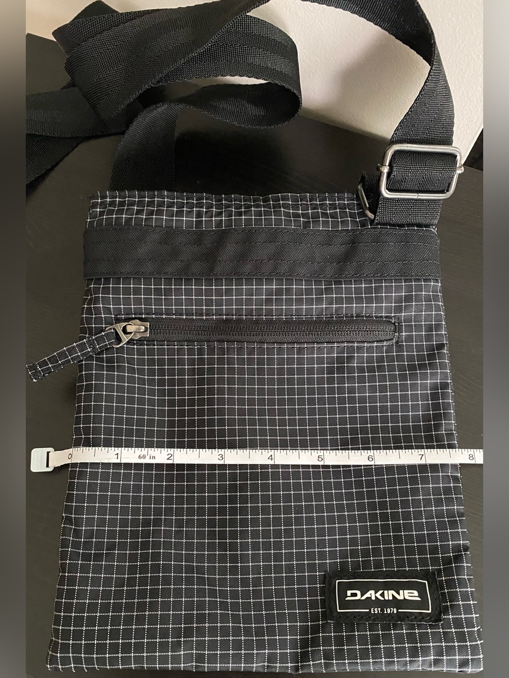 Unisex~ Dakine Black Grid Crossbody Sling Pouch